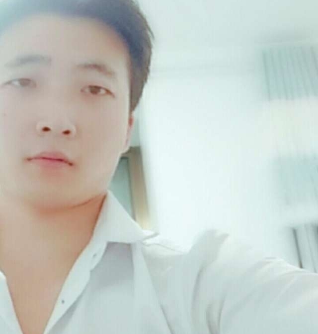 华英雄的第一张照片--合肥残疾人相亲网